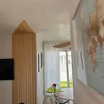 Urban Apartamento *
